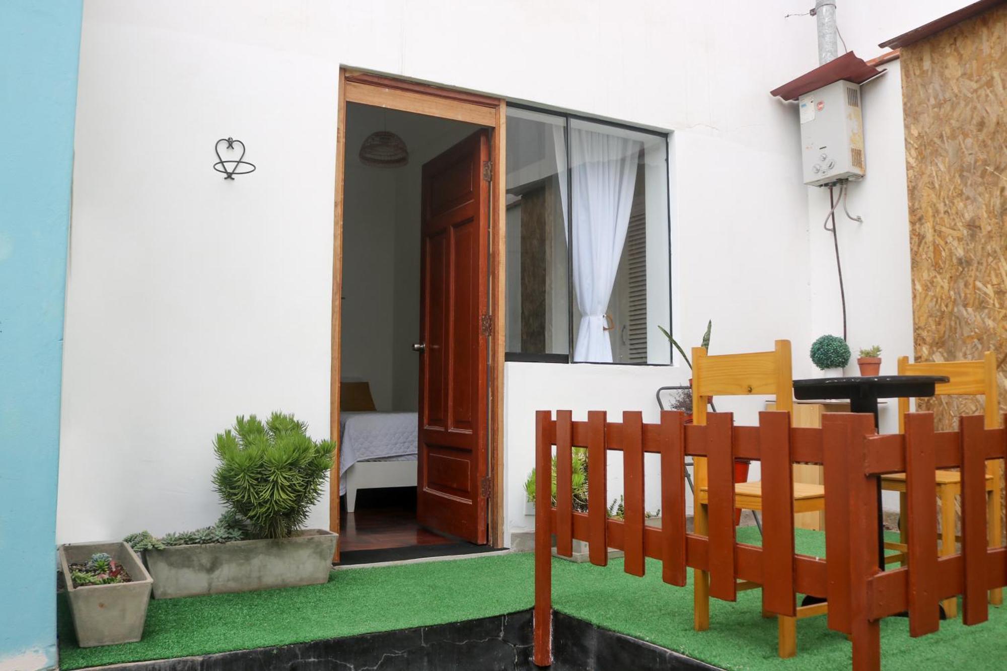 2 Beds With Garden View And Terrace *
